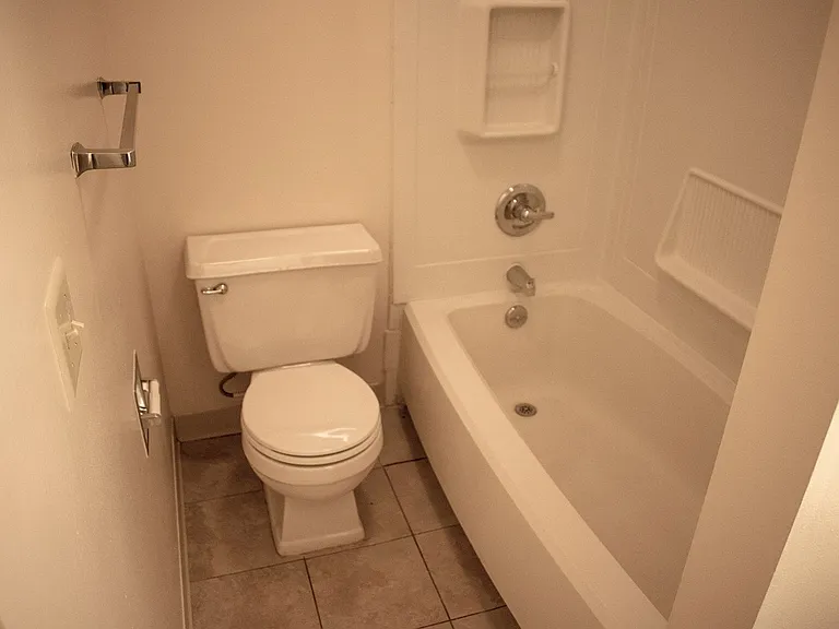 Sugarbush Apartments — Photo 124
