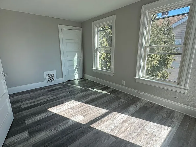 414 Park Ave #416 — Photo 8