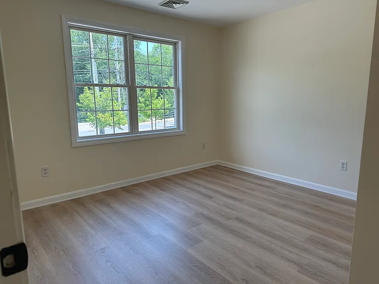 525 Water St #3 — Photo 18