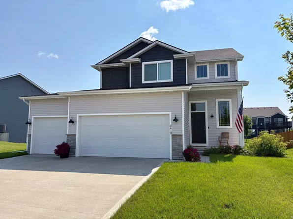 2419 NW Applewood St, Ankeny, IA 50023