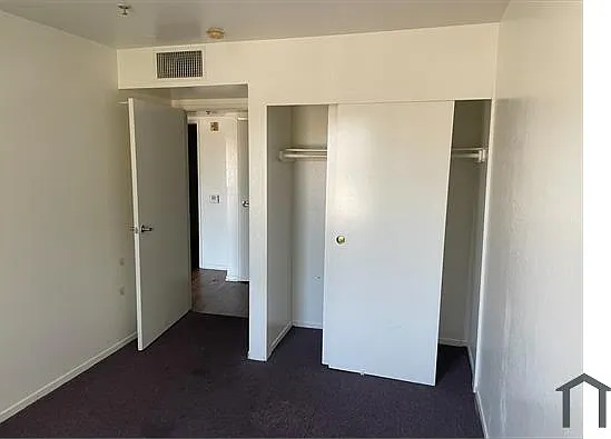 3804 Arlington Ave #211 — Photo 5