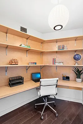 Sold by Compass | media 7