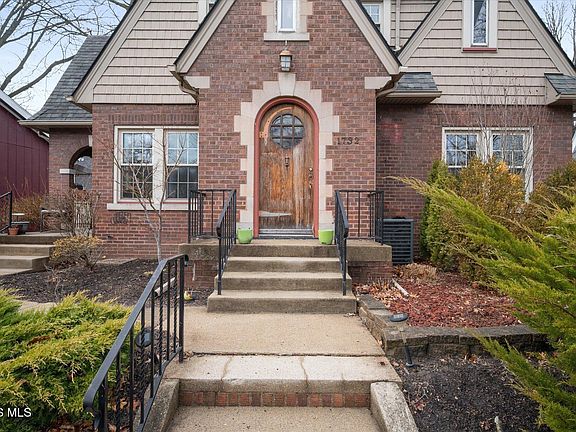 5th image of 1732 Wildwood Rd