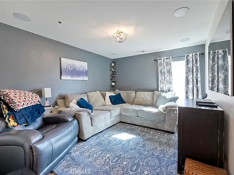 32296 Wild West Ct — Photo 24