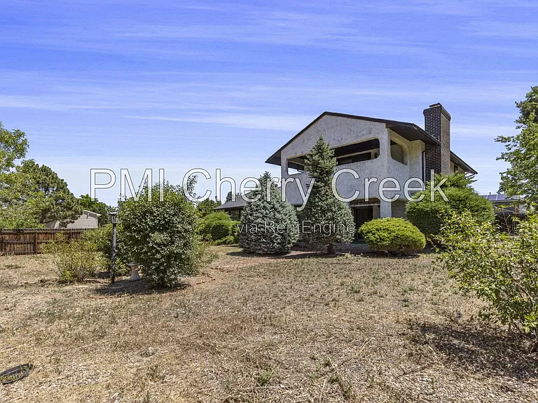 207 S Ursula St — Photo 32