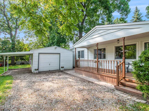 5757 Carlton St, Haslett, MI 48840