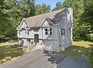 12326 Havenwood Dr, East Stroudsburg, PA 18302