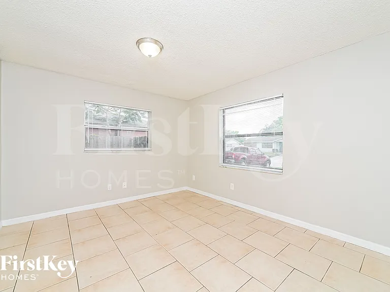 1836 Columbine Dr — Photo 15