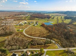 40 Oak Crest Dr #40, Stoystown, PA