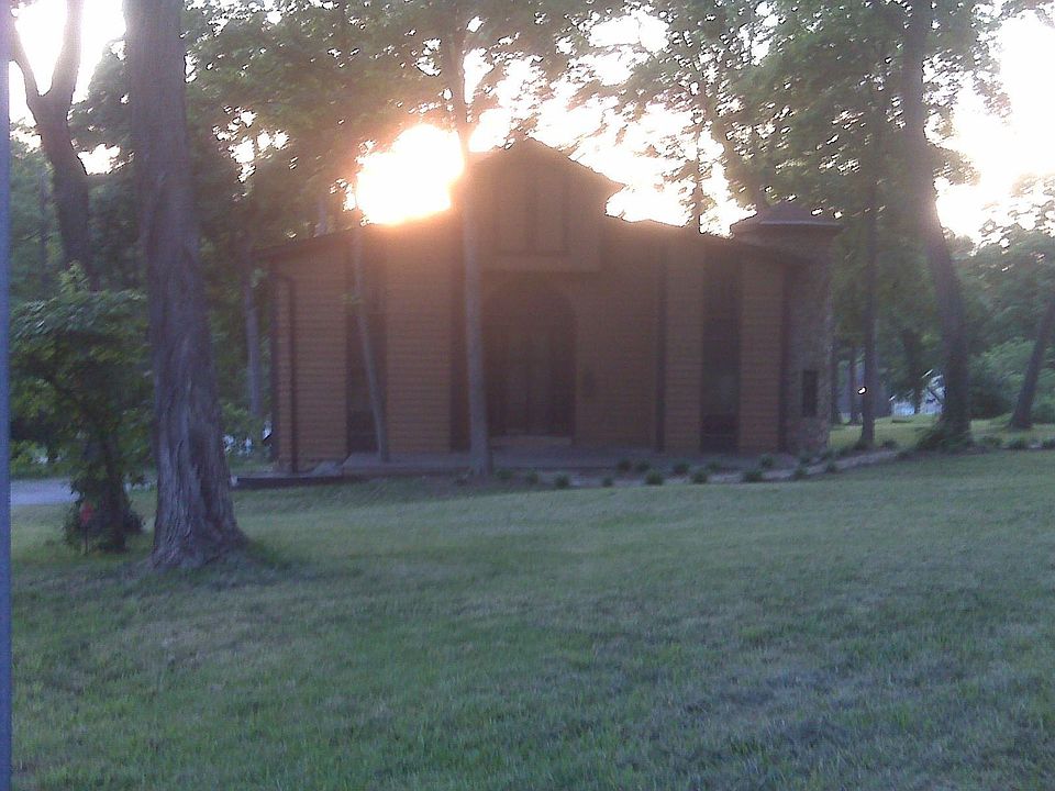 1st image of 26 Chaparral Ln