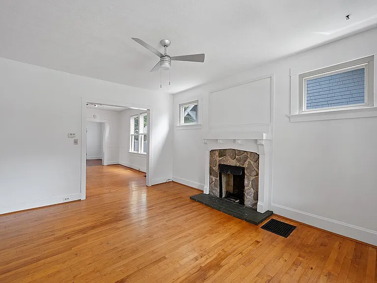 2890 Romana Pl #1 — Photo 7