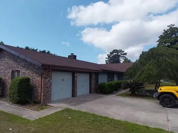 1124 Plantation Dr, Surfside Beach, SC 29575
