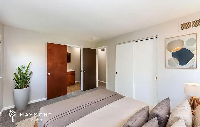 1701 Collinspark Ct — Photo 12