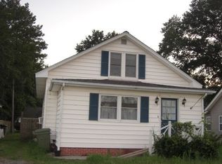 2550 King William Ave, West Point, VA 23181