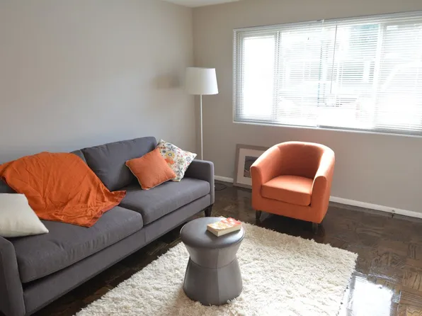 Prospect Court, 1101 10th Ave E APT 206, Seattle, WA 98102