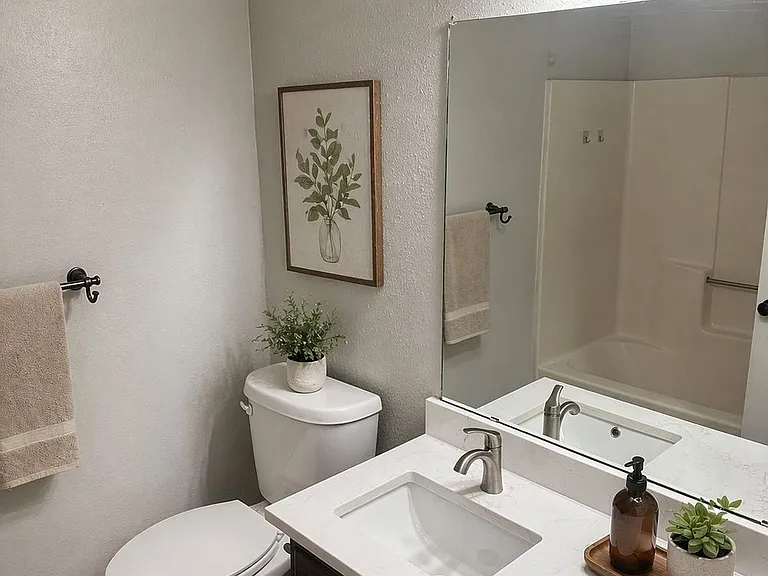 517 Signal Hill Ct S #517 — Photo 6