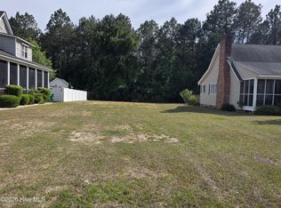 94 Grays Ln, White Lake, NC 28337
