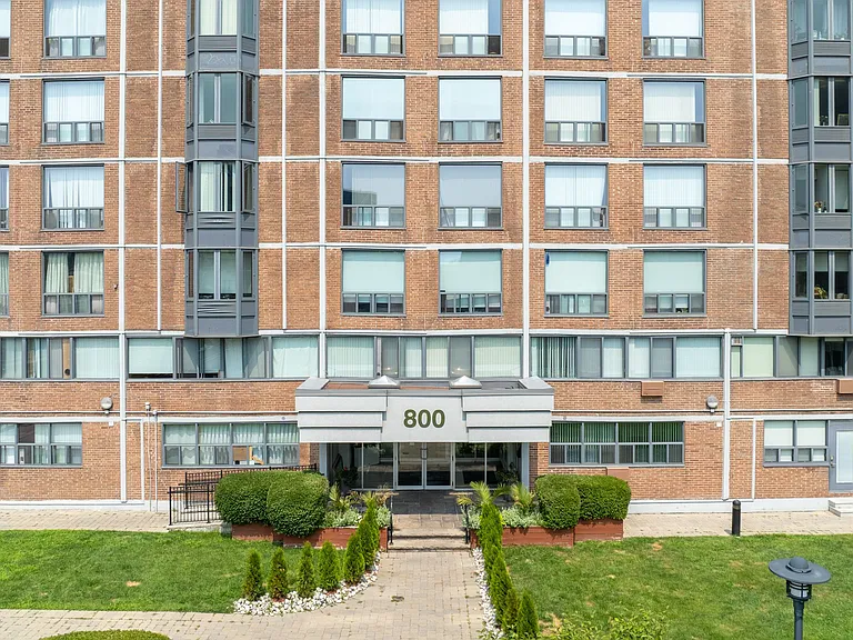 798 Richmond St W — Photo 70