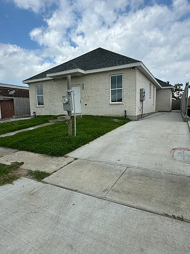 9103 Virtue St Photo 1