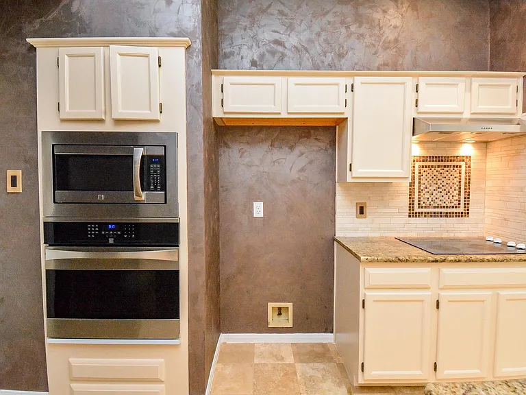 1638 Almond Brook Ln — Photo 14