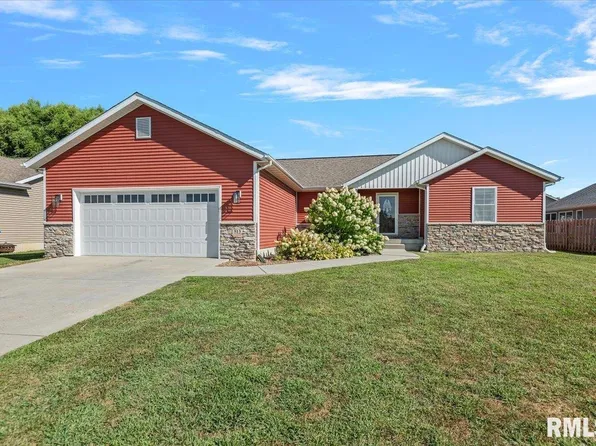 513 Harrison Dr, Mechanicsburg, IL 62545