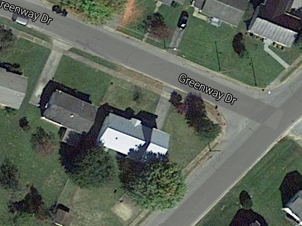 1st image of 301 Greenway Dr