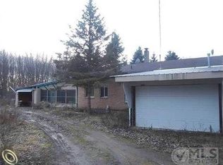 5021 Jones Rd, North Branch, MI 48461