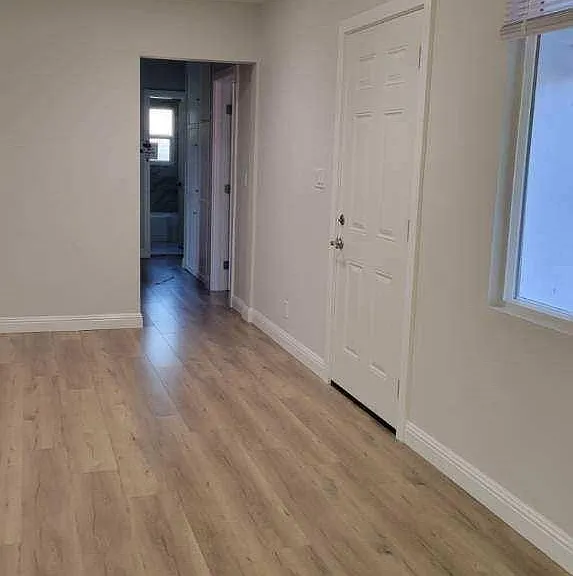 4803 Lowell Ave — Photo 9