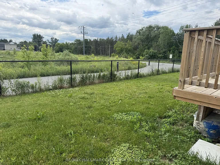 205 Prescott Dr — Photo 16