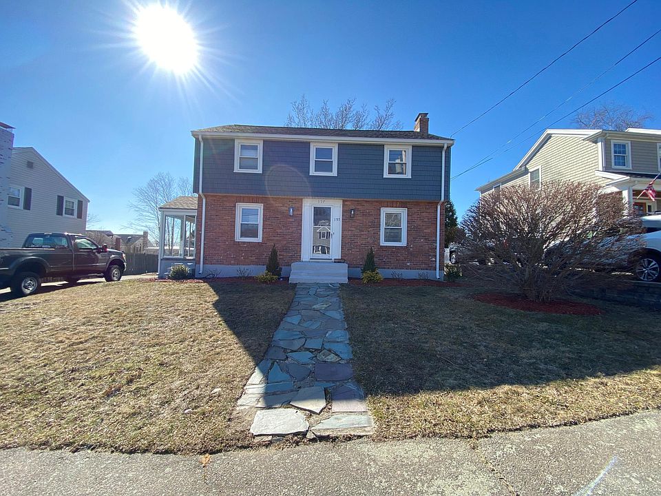 1st image of 157 Essex St #157