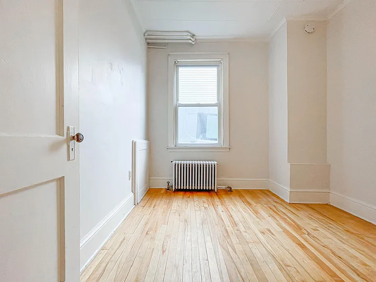 91 Saint Lawrence St #1 — Photo 19