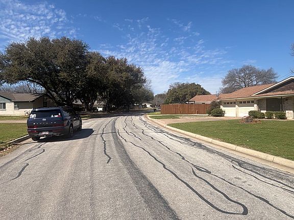 4th image of 7428 Overhill Rd