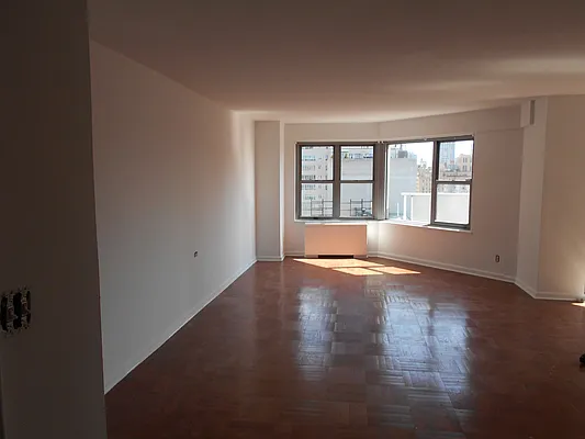 Rented by Carlyle Property Management | media 5