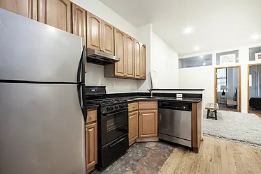 Rented by R New York