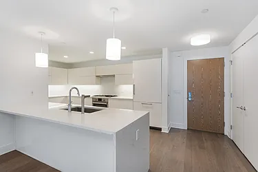 9 Avenue at Port Imperial, #920