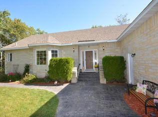 2825 70th St E, Inver Grove Heights, MN 55076