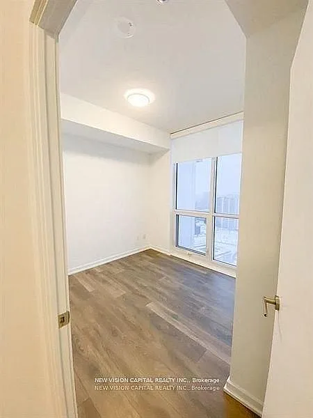 3 bed, $3,000 — Photo 4