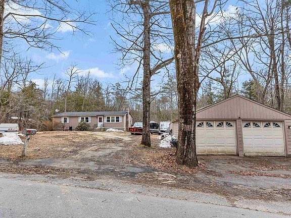 4th image of 65 Bigelow Hill Road