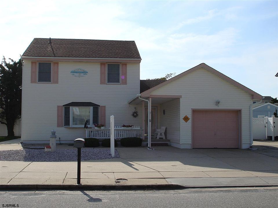 2nd image of 4 Seaside Rd