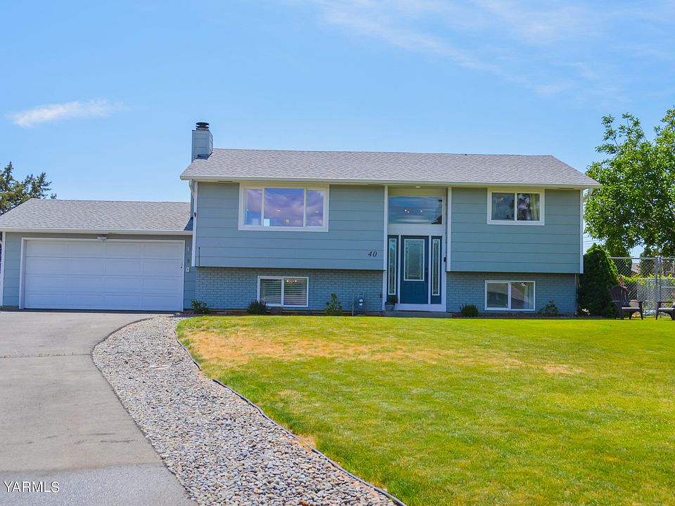 40 Terry Pl Selah Wa 98942 Mls 21 1356 Zillow