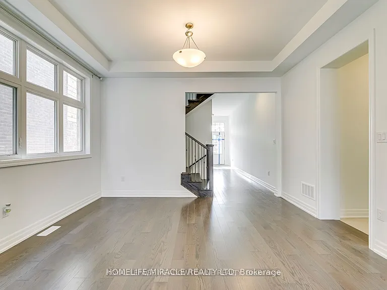3133 Moss Gdns — Photo 25