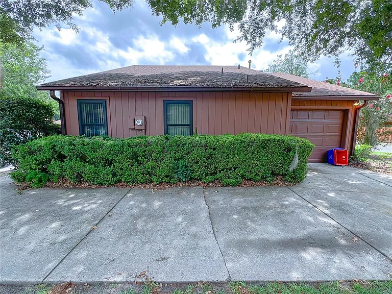 4112 NW 16th Dr — Photo 16
