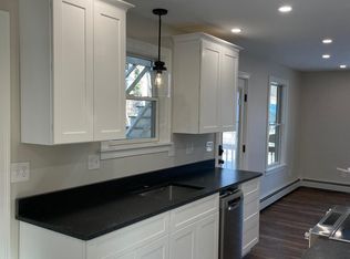 42 Pleasant St #4, Brunswick, ME 04011