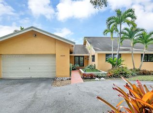 10240 SW 91st St, Miami, FL 33176
