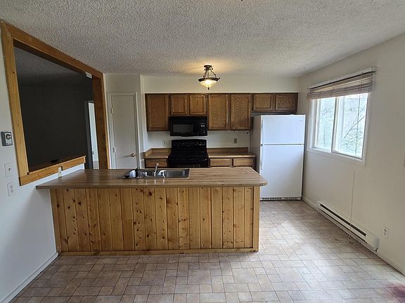 5th image of 813 Welch Blvd