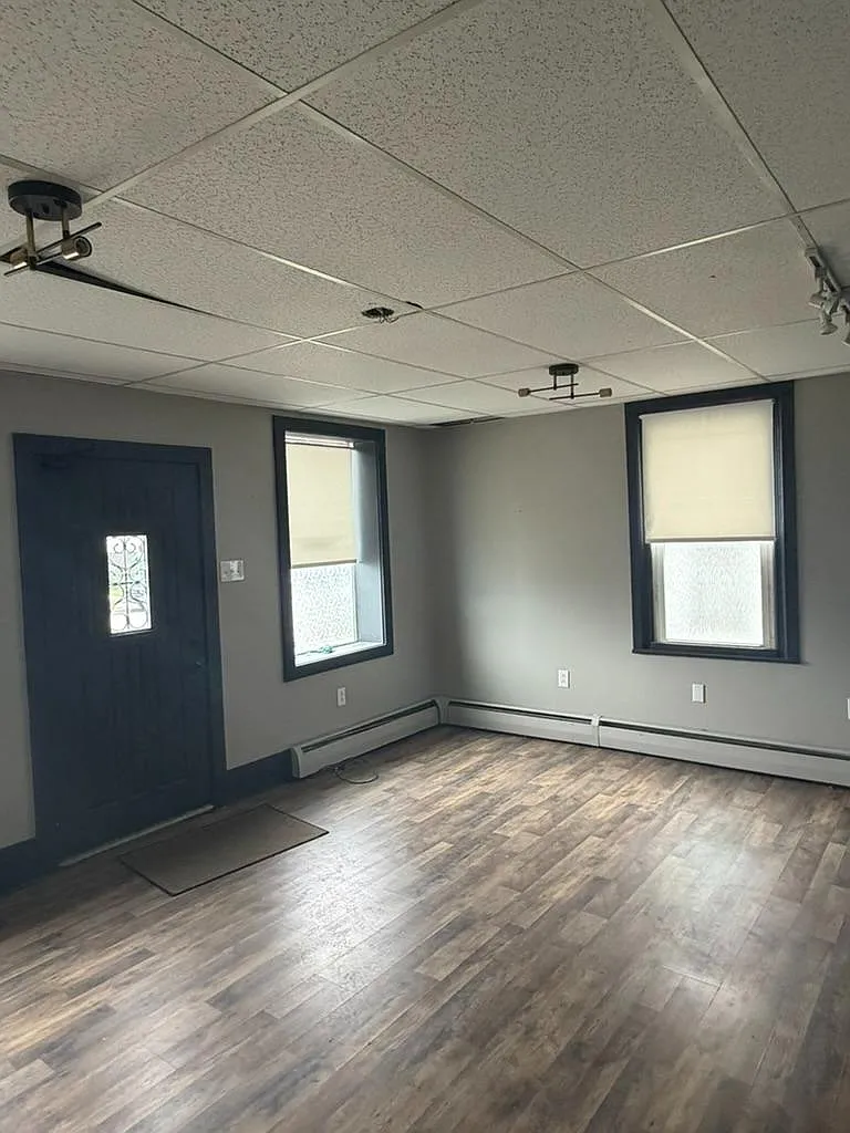 927 Washington Blvd - Commercial — Photo 2
