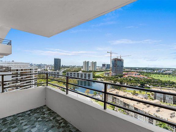 3rd image of 600 Three Islands Blvd APT 1707