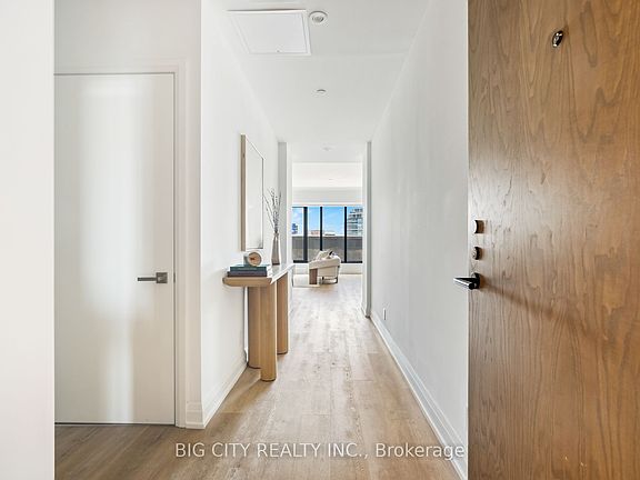 2nd image of 36 Brentcliffe Rd #214