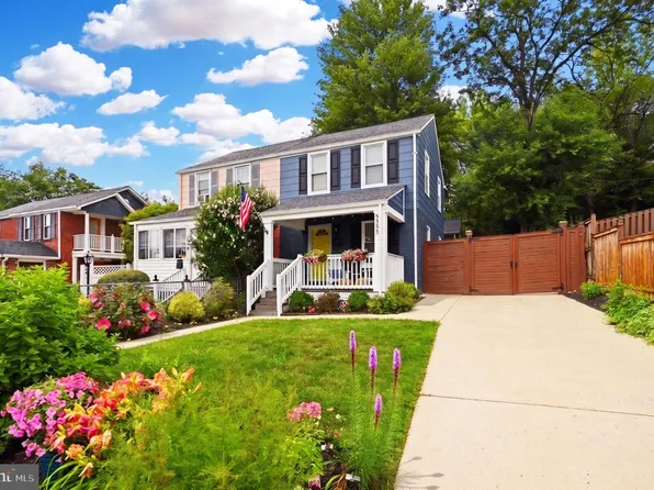 5865 Edgehill Dr, Alexandria, VA 22303