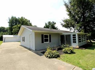 12288 Armentrout Rd, Fredericktown, OH 43019